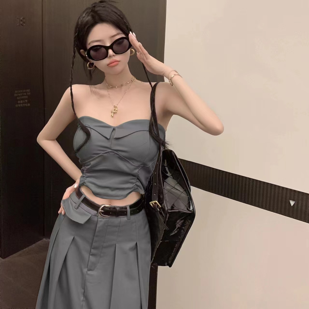 Women's Design Sense Slimming High Waist With Belt Long Skirt Tube Top Two-piece Set view 5