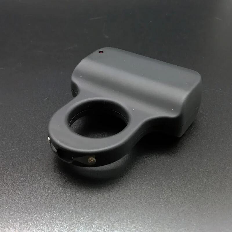 Children's Cheetah Piercing Ring Electric Shock Ring Toy view 3