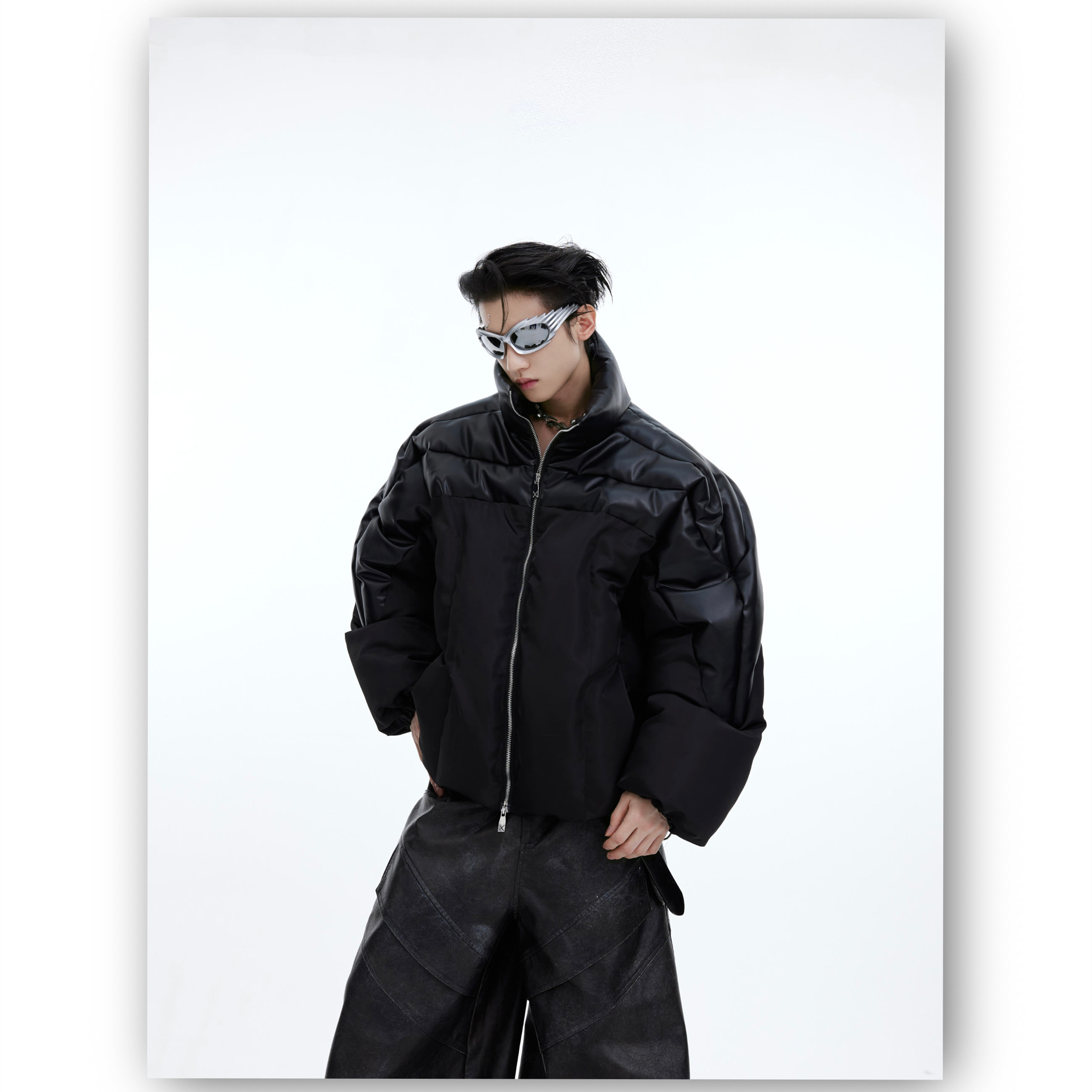 Flowing Light Thickened Three-dimensional Splicing Design Cotton Jacket view 1