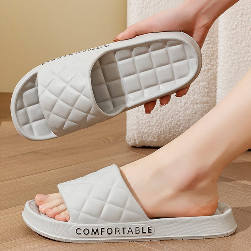 Men's Home Slippers With Plaid Design Soft-soled Silent Indoor Floor Bathing Slippers Women House Shoes Summer view 3