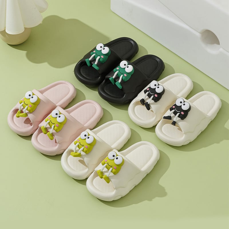 New Cartoon Frog Slippers Indoor Soft Soled Non-slip Floor Bathing Slipper For Women House Shoes Summer Couple Slippers view 2