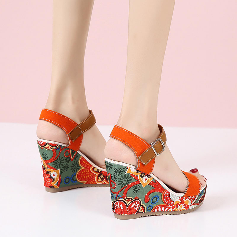 Fashion Flowers Embroidered High Wedge Sandals For Women Summer Toe Platform Buckle Shoes view 6