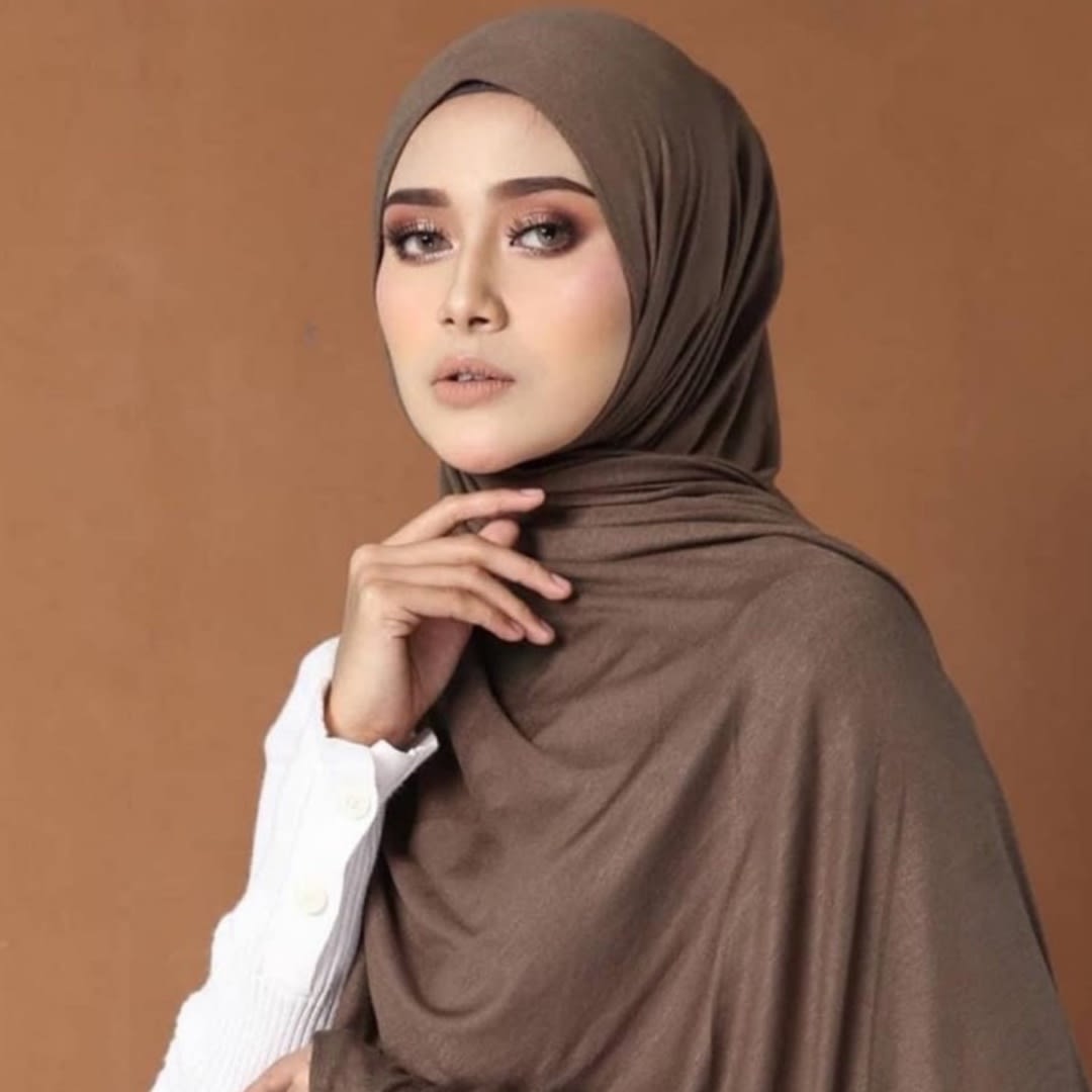 Women's Minimalist Modal Bottom Hat Integrated Scarf view 15