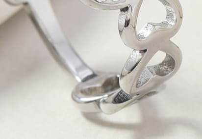 Stainless Steel Cut Hollow Love Heart-shaped Ring Simple view 3