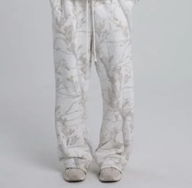 Autumn Winter Two Piece Sets Women Camouflage Hoodie Maple Leaf Print Sweatshirt Suit Sports Hoodie Sportswear view 2