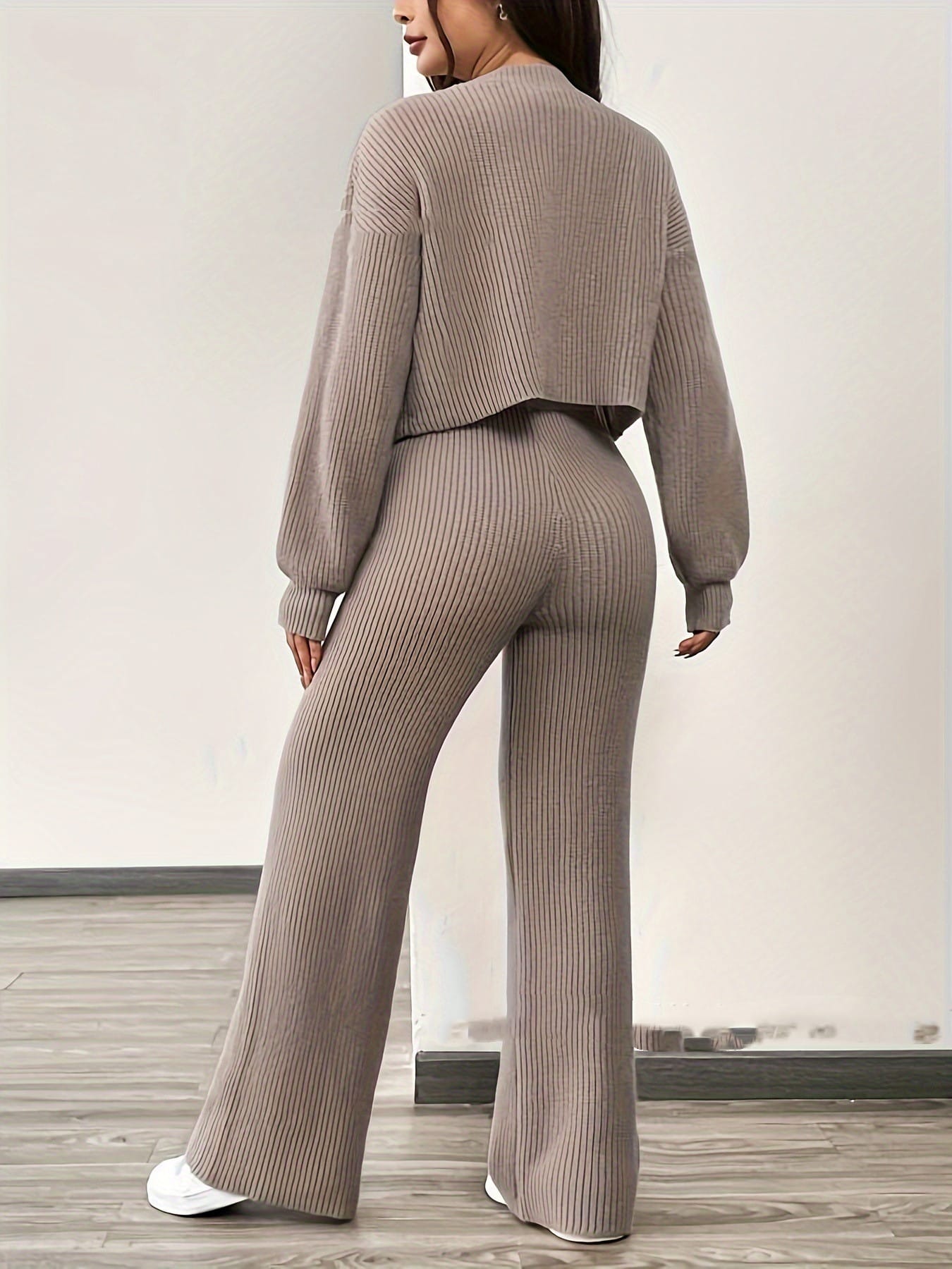 Ladies New Fashion Knitted Sweater Suit view 5