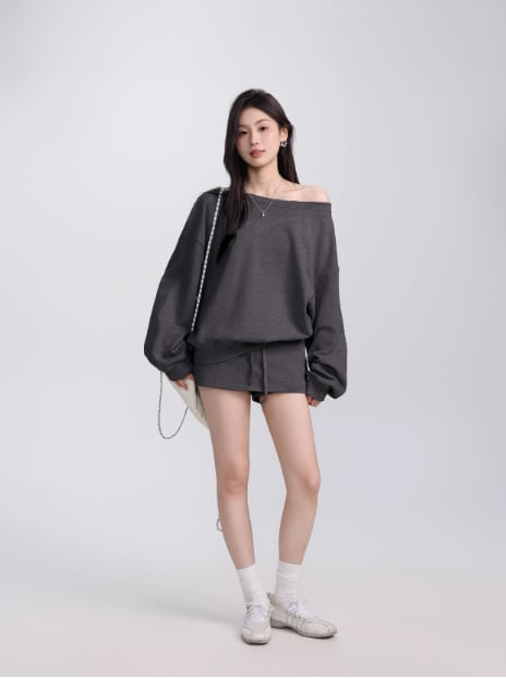 Early Autumn Slant Shoulder Long Sleeve Sweater Slimming Skirt Pants view 5