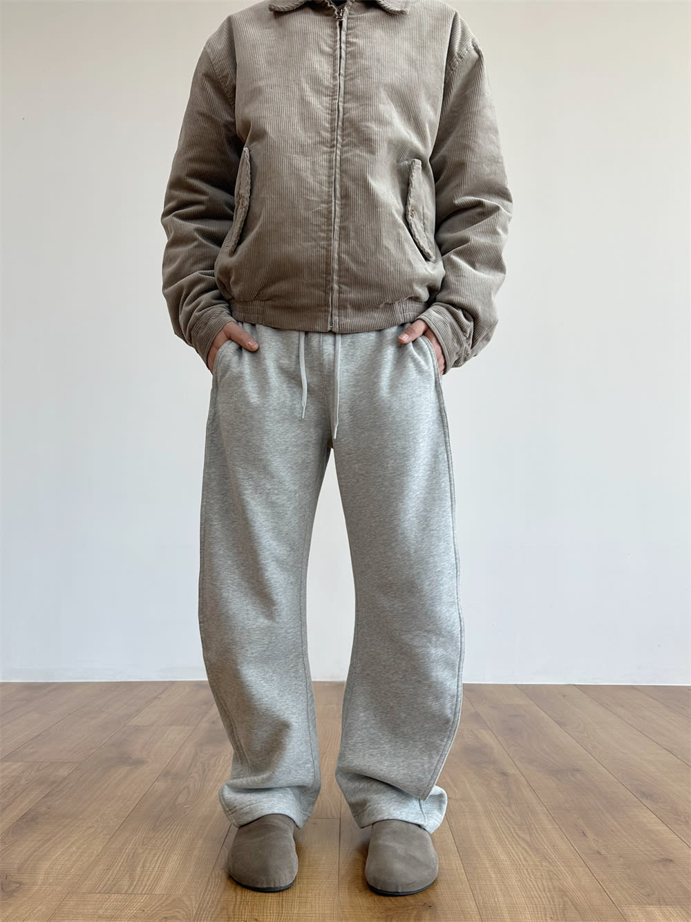 High-grade Profile Simple Solid Color Track Sweatpants view 2
