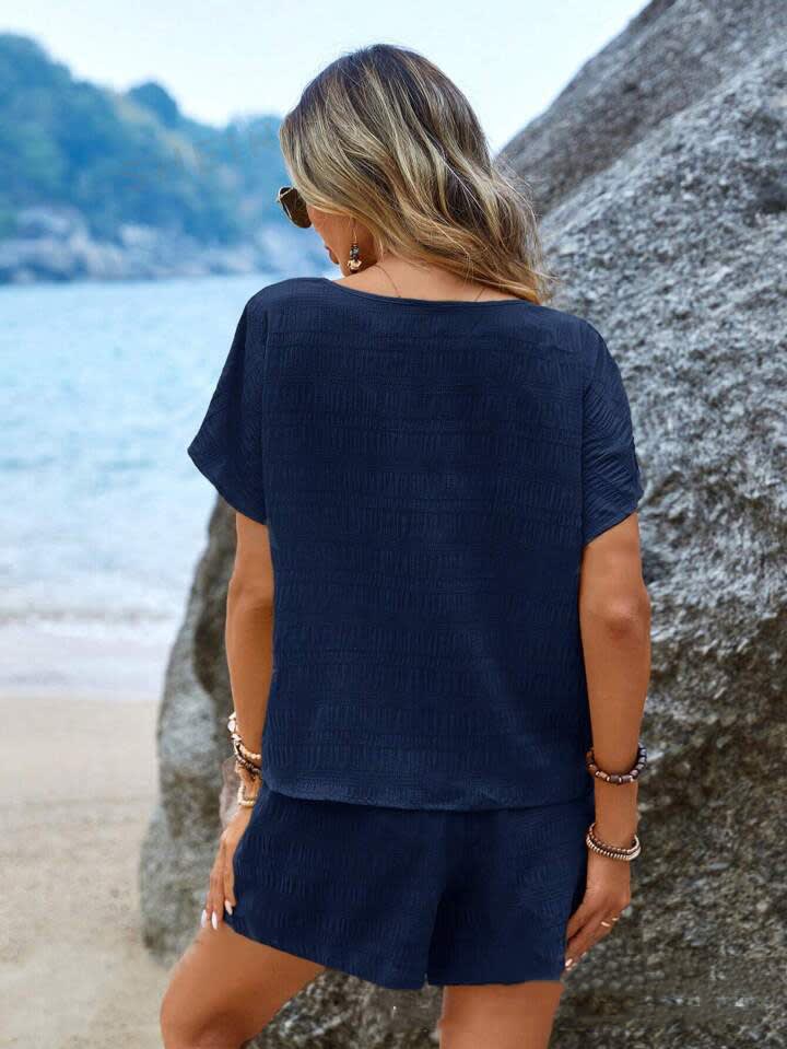 Casual And Comfortable Solid Color Round Neck Short Sleeves Shorts Suit view 2