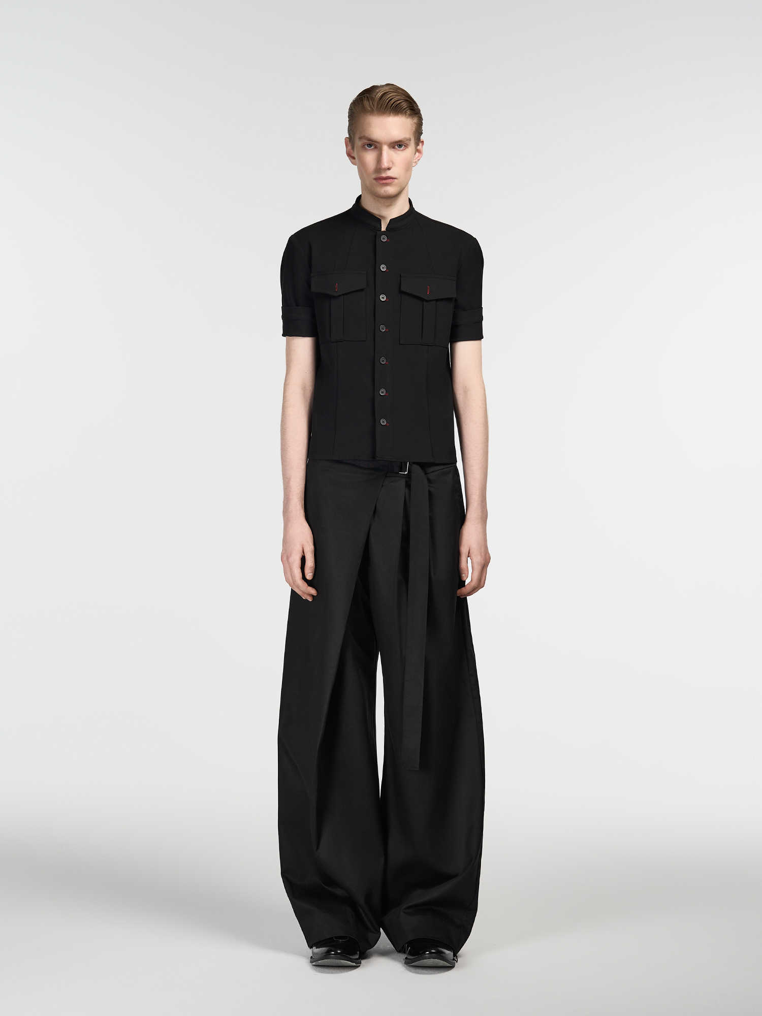 Black Tencel Cotton Single Pleated Cut Adjustable Waist Straight Trousers view 4
