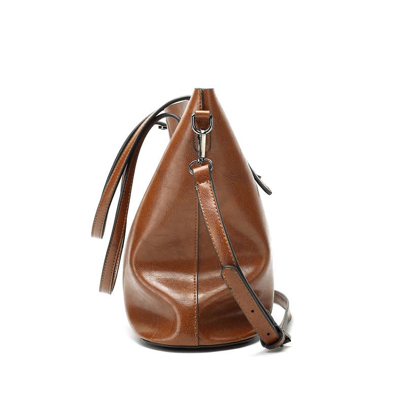 Retro Style Oil Wax Leather Patent Simple Portable Shoulder Messenger Bag view 7