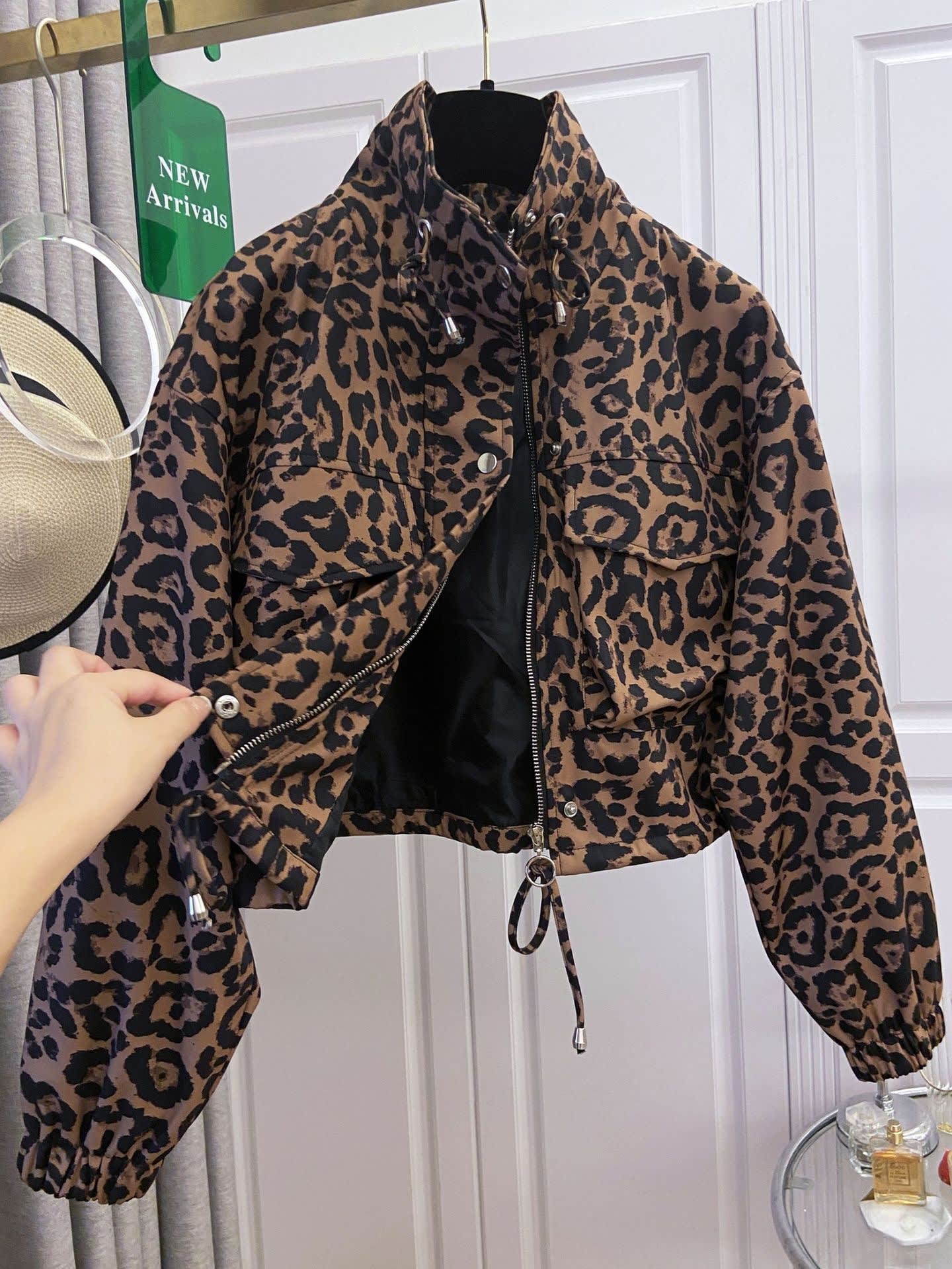 Solid Color Women's Short Jacket Zipper Trench Coat view 2