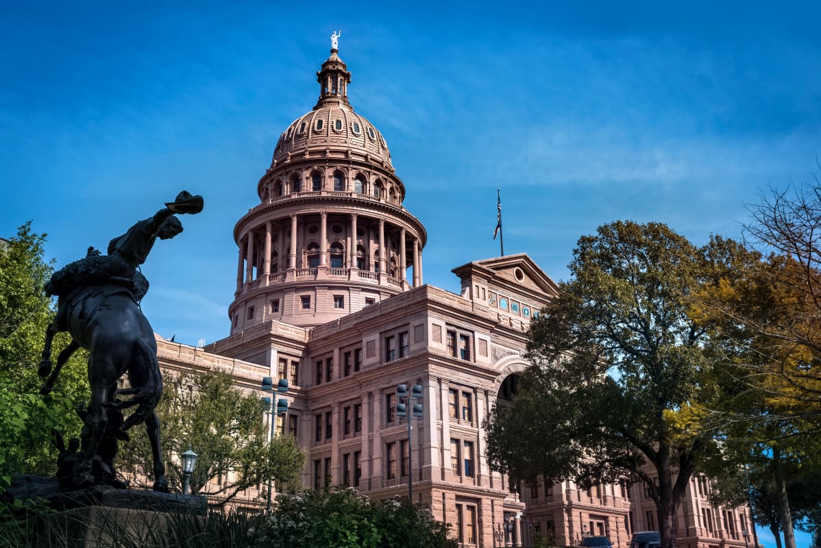 capitol building tours austin