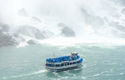 boat-398929__340.jpg