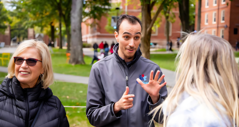 See Sight Tours`s Tour Guide with the guests