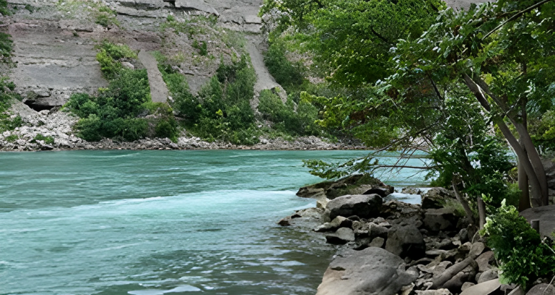 Niagra Glen Trail