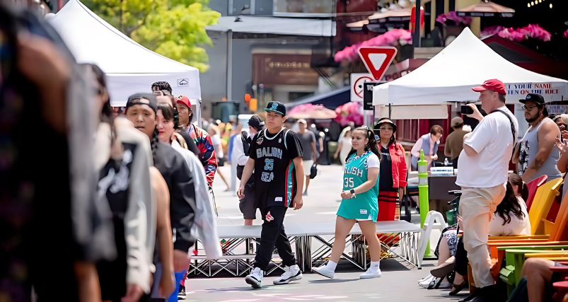 People exploring ByWard Market