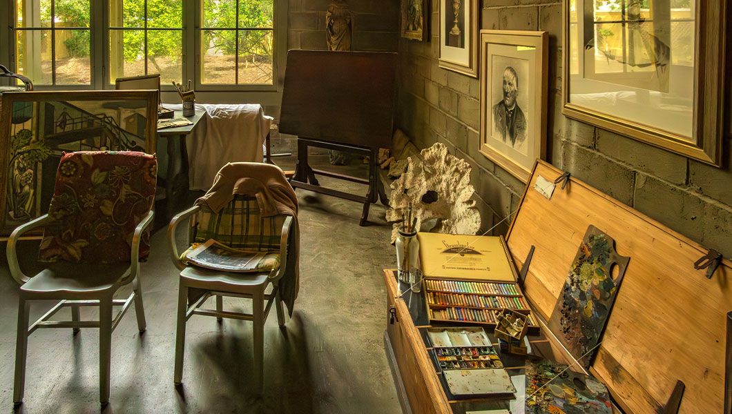 easels_worktables_and_art_supp