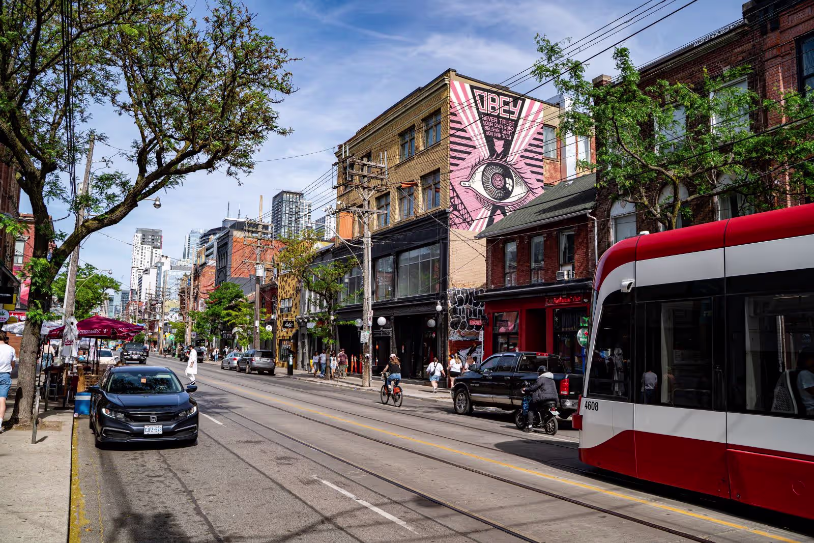 Best Areas to Stay in Toronto for FIFA (Why Downtown Wins)