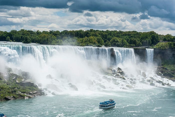 niagara-falls-vacation.jpg