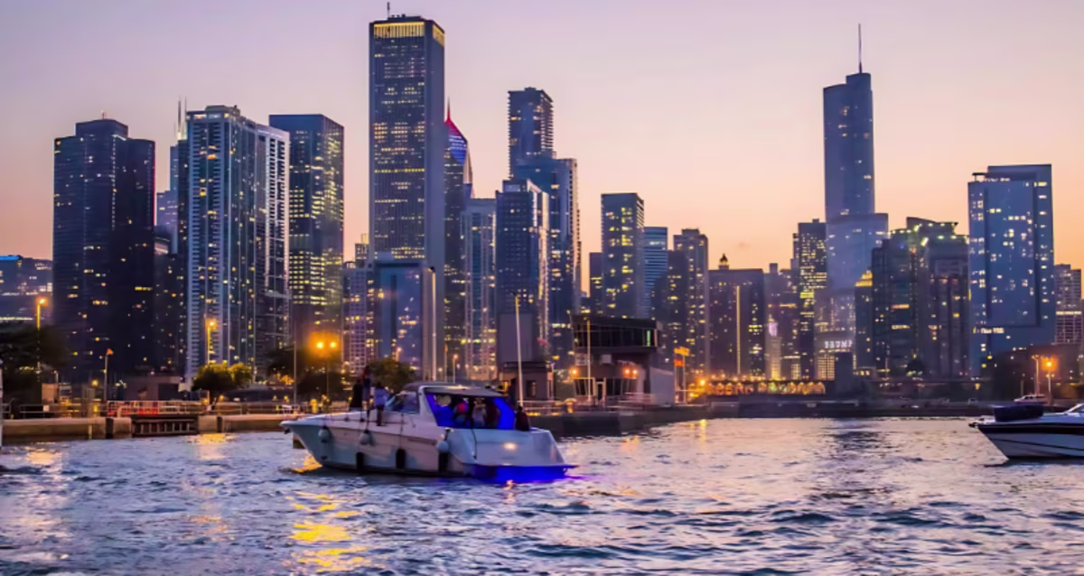 Chicago River Cruises