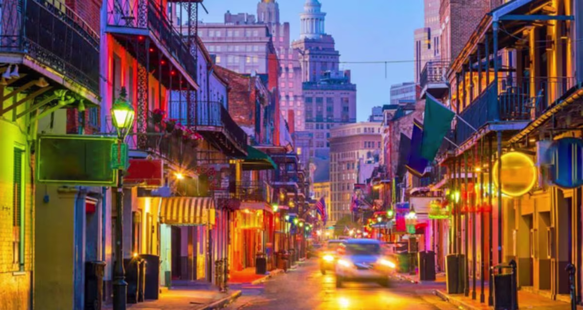 New Orleans fun at night