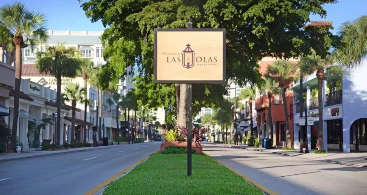 Las Olas Boulevard Fort