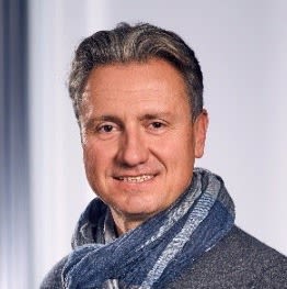 Jean Louis Van Houwe