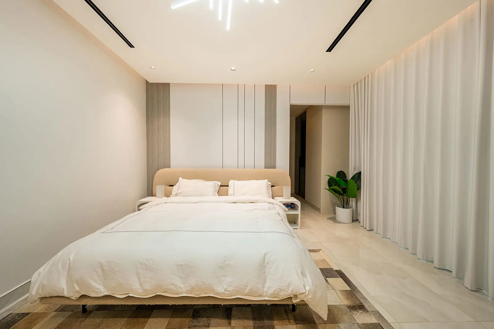 Sara Villaby Jeet Construction