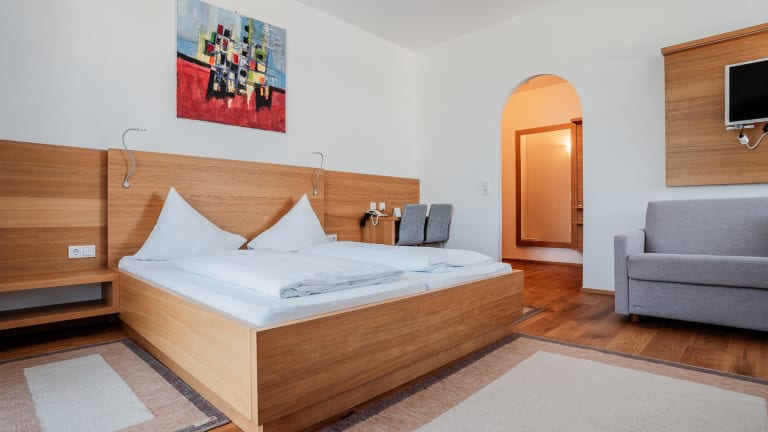 Open images gallery