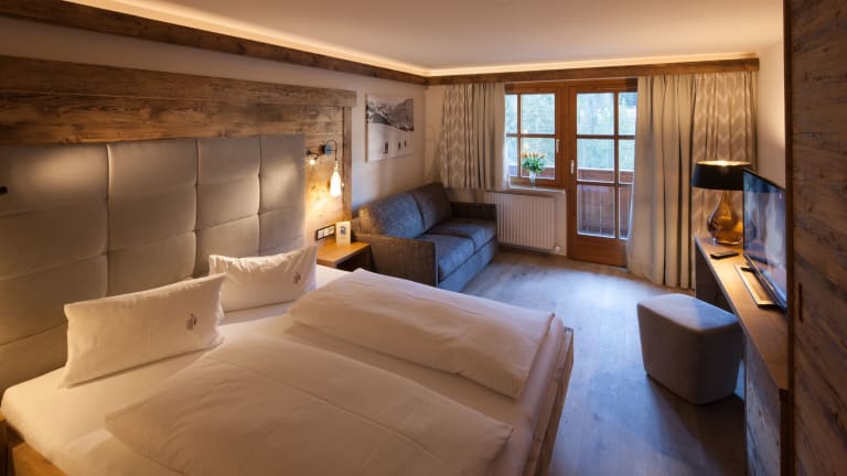 Open images gallery