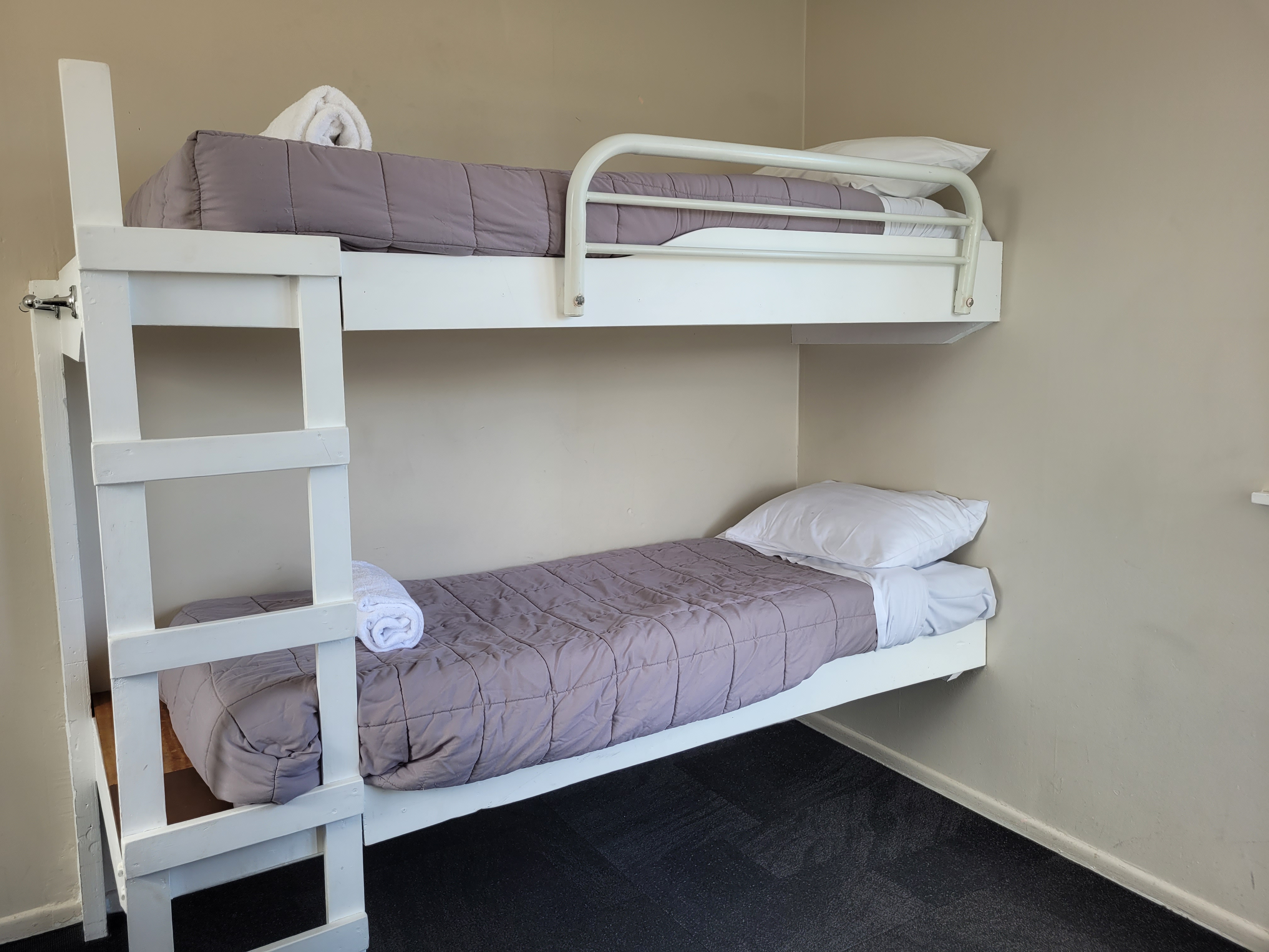 Cabin with Toilet (sleeps 4)-2