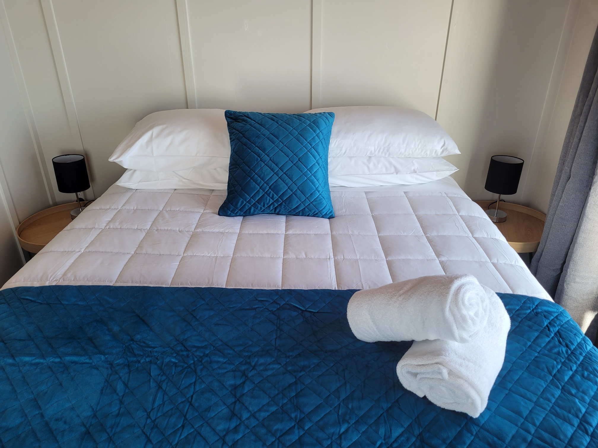 Self-Contained Log Cabin