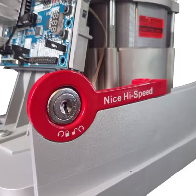 KIT DE PALANCA DE DESBLOQUEO MANUAL PARA MOTOR DE PORTÓN CORREDIZO PECCININ DZ LIGHT 600 Y 800, SISTEMA DESTRABE DE EMERGENCIA COLOR ROJO, ACCESORIO MECÁNICO DE SEGURIDAD PARA LIBERACIÓN MANUAL Y MANTENIMIENTO DE AUTOMATIZACIÓN