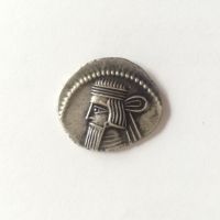 تعیین اصالت و دوره سکه چکشی اشکانی
