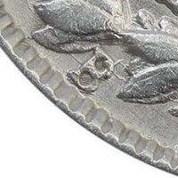 حرف B در 2000 دیناری ناصری