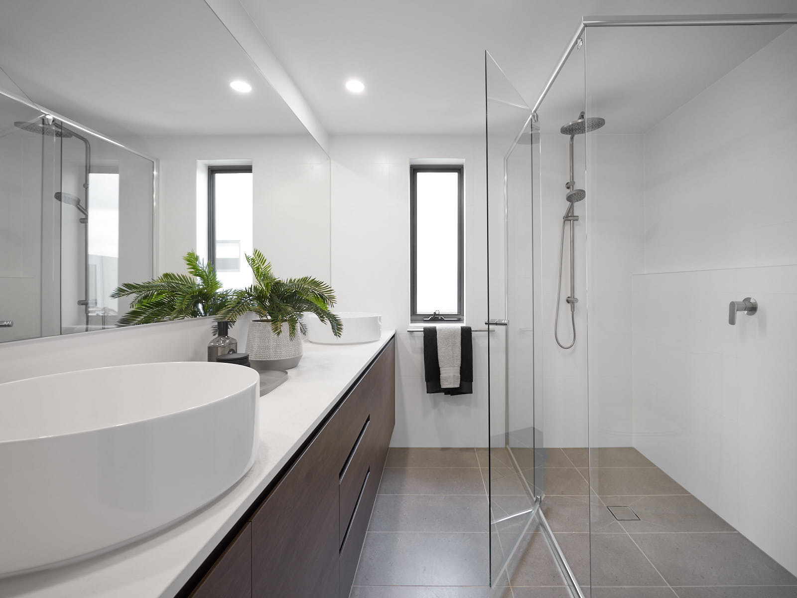 20260221 SH ElaraDisplay199