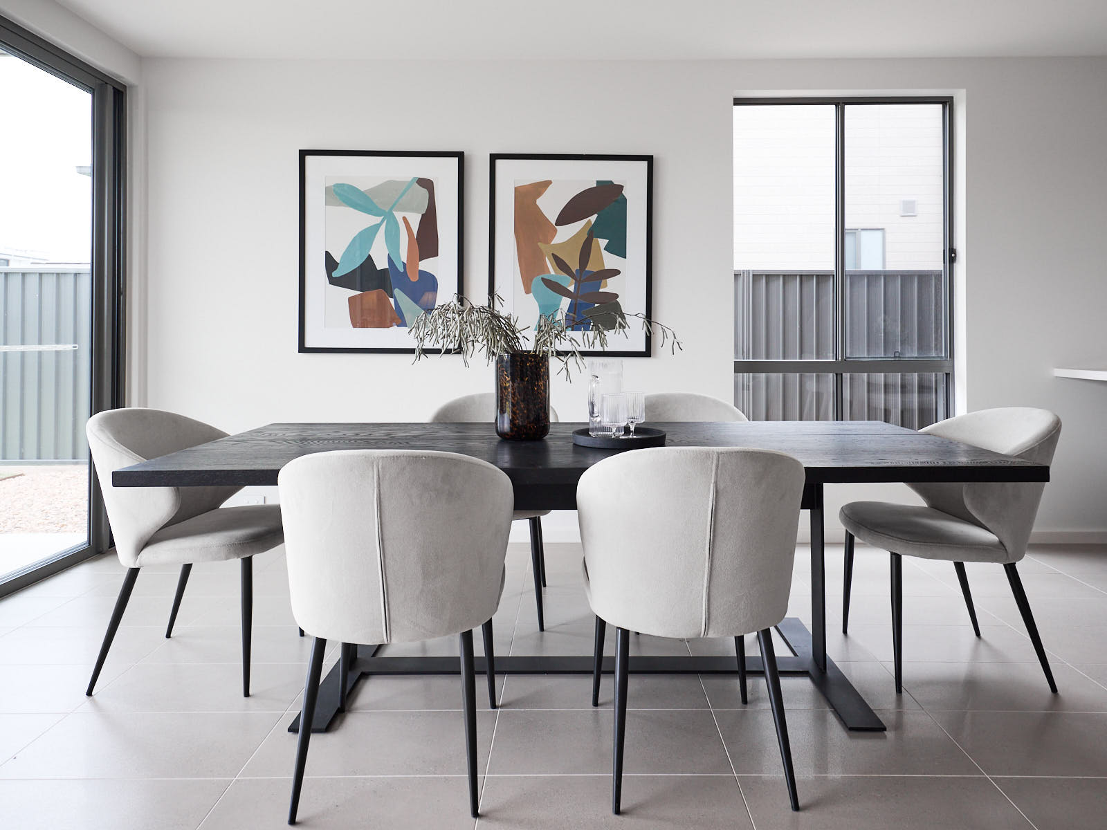 20260221 SH ElaraDisplay149