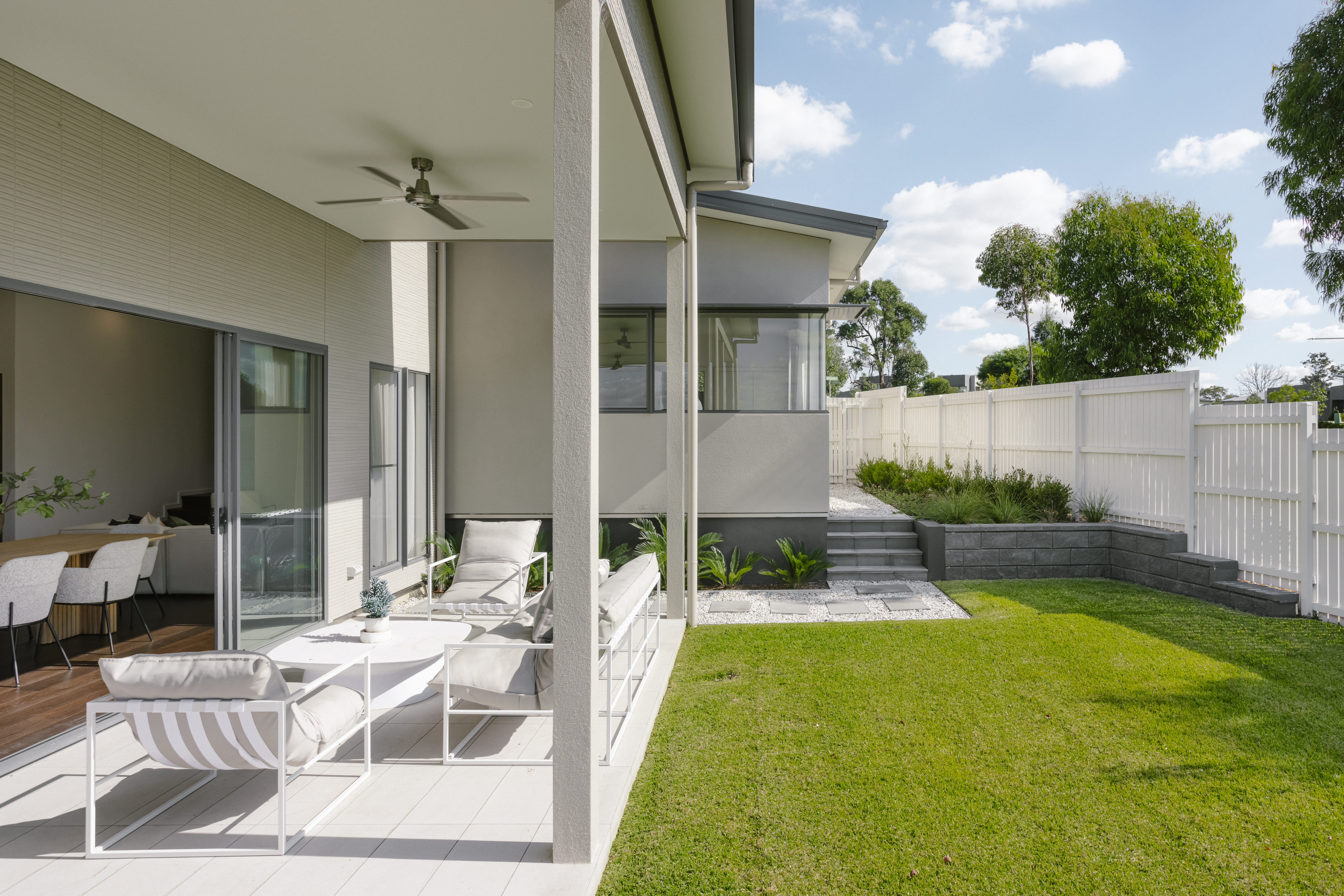 NORMAN ESTATES 5FL8682 HDR