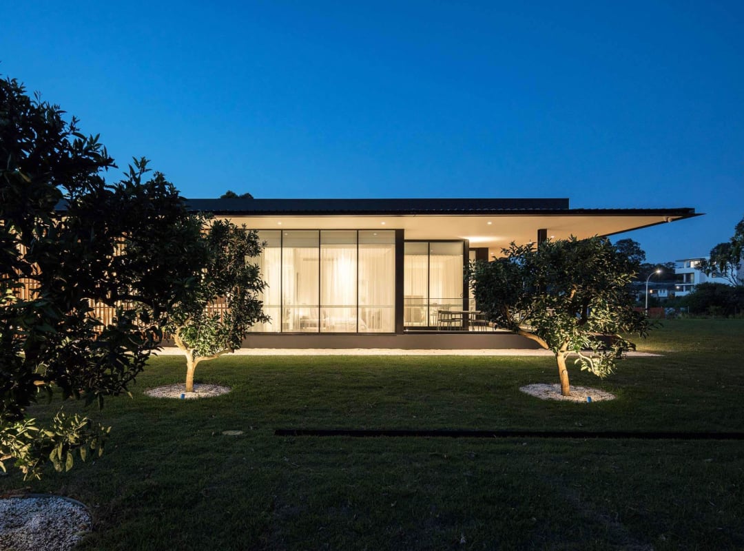 the orchards display exterior 0a8a7922