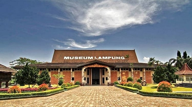Berwisata Sambil Mengenal Budaya dan Sejarah di Museum Lampung