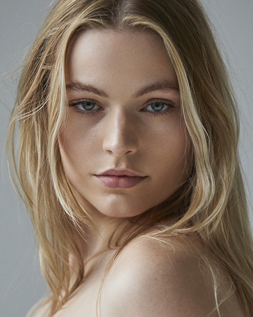 molly bonell