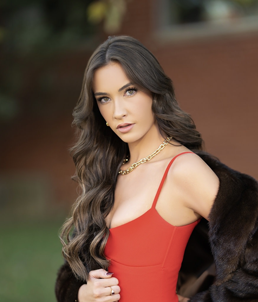 nadia rhodes