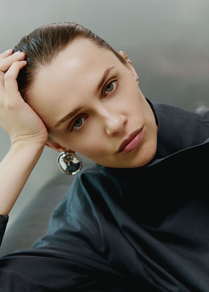 anna zaton
