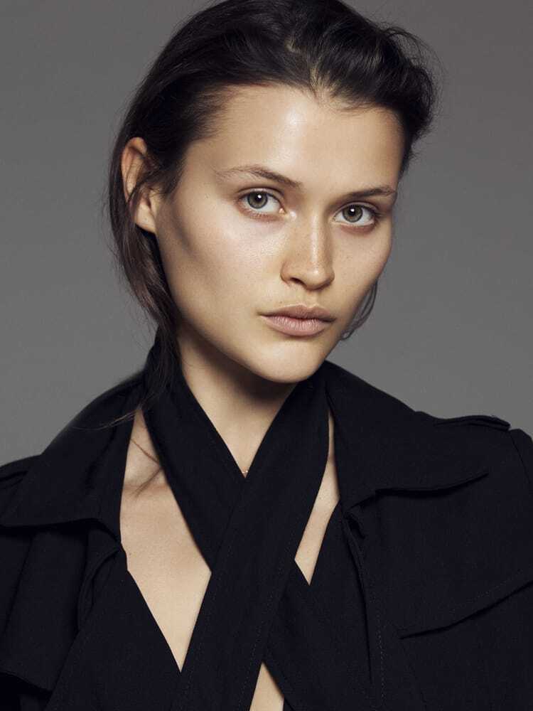 chloé lecareux