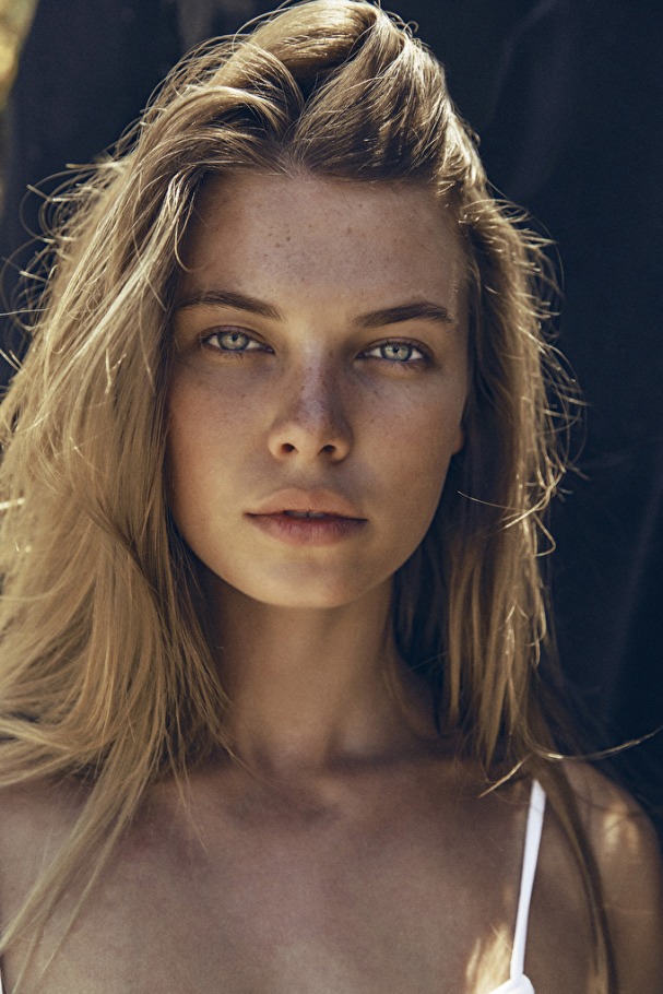 tia mallia