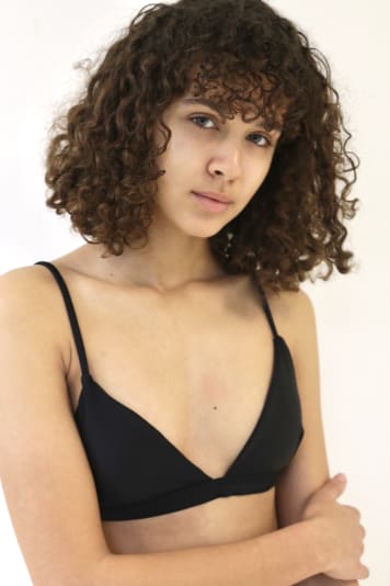 IYANA 