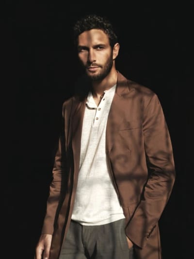 NOAH MILLS