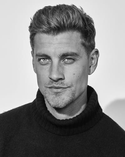 ROB KNIGHTON