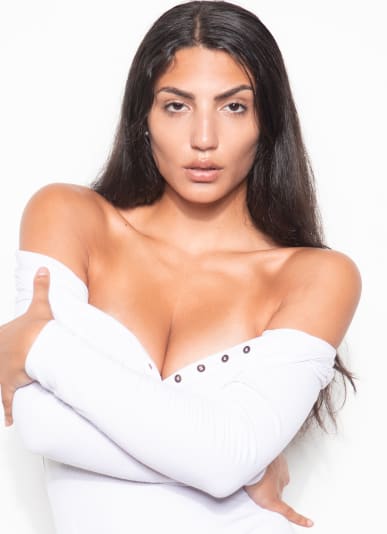 Melanie Levi